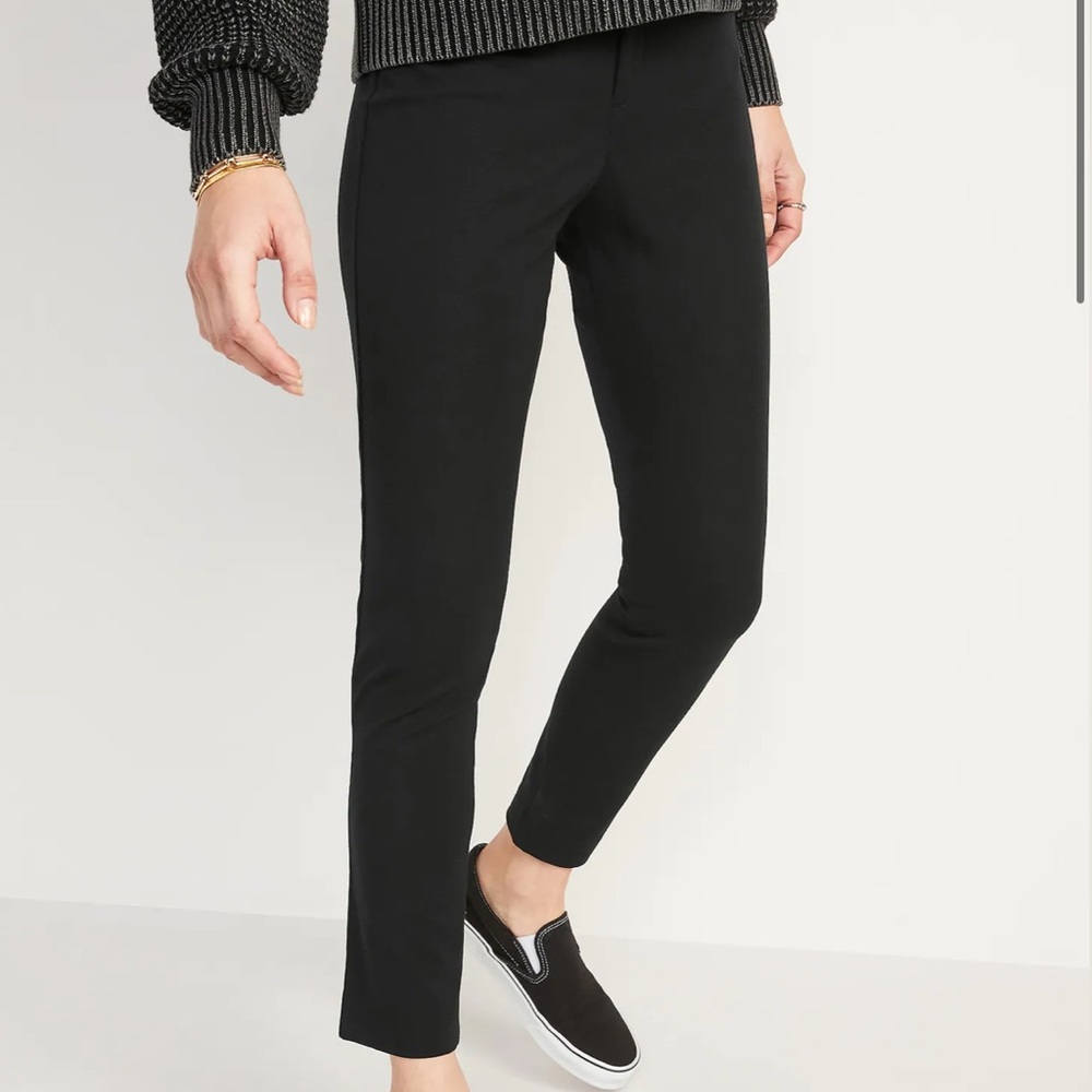 Old Navy High Rise Pixie Ankle Pants NWT